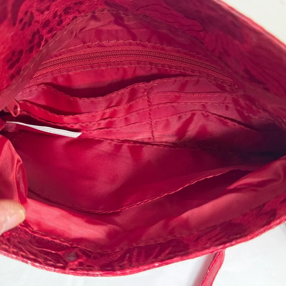 NWT Women’s CLUTCH FOLD OVER WALLET.